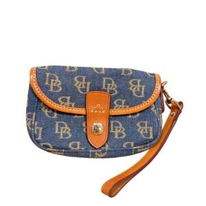 Dooney & Bourke VTG Denim Monogram Wristlet Blue Tan Leather Trim DB Logo Clutch